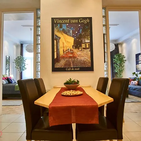 M52 - Hostaid Apartamento Budapest