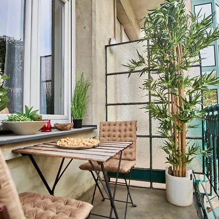 M52 - Hostaid * Βουδαπέστη